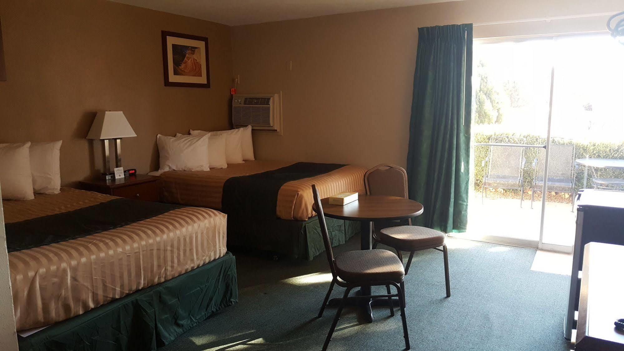 Lake Powell Canyon Inn Page Kültér fotó